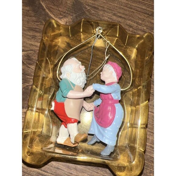 Hallmark 1988 Shall We Dance Mr and Mrs Claus Santa series Christmas Ornament - Picture 5 of 7